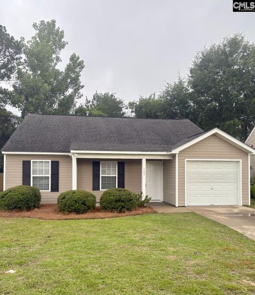 123 Weeping Willow Cir, Blythewood, SC, 29016-8548 | Card Image