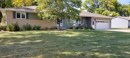 407 6th St N., Prinsburg, MN, 56281 | Card Image