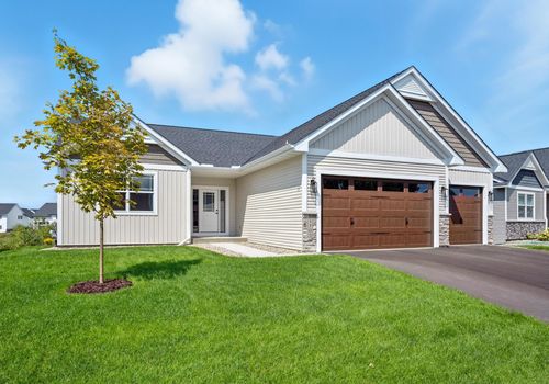 1703 Spruce St, Farmington, MN, 55024-1817 | Card Image