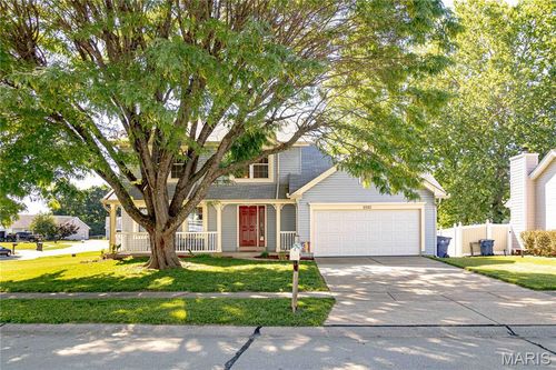 2920 Sherwood Dr, Florissant, MO, 63031-1400 | Card Image