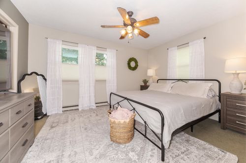 208 Foster Dr, Normal, IL, 61761-2759 | Card Image