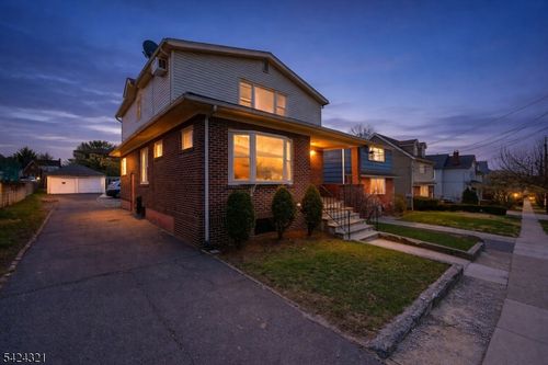 554 Kingsland Ave, Lyndhurst, NJ, 07071-2729 | Card Image