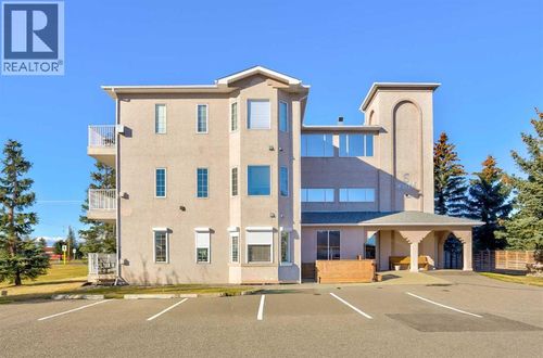 6 Skyline Crescent, Claresholm, AB, T0L0T0 | Card Image