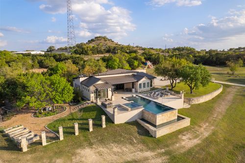 421 Rolling Hills Rd, Blanco, TX, 78606-2029 | Card Image