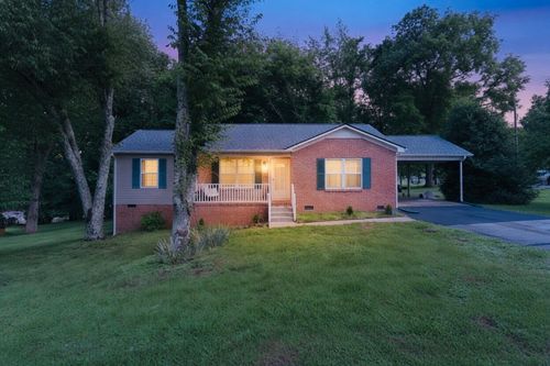 500 Spring Valley Dr, Columbia, TN, 38401-6115 | Card Image