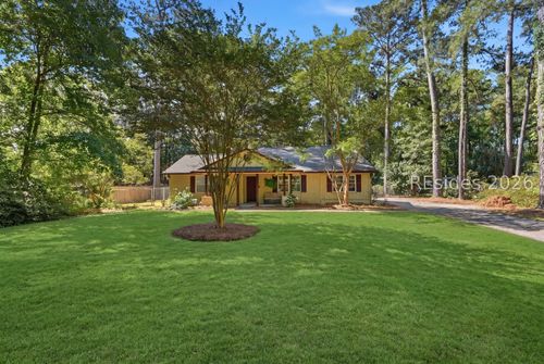 662 Old House Rd, Ridgeland, SC, 29936-5744 | Card Image
