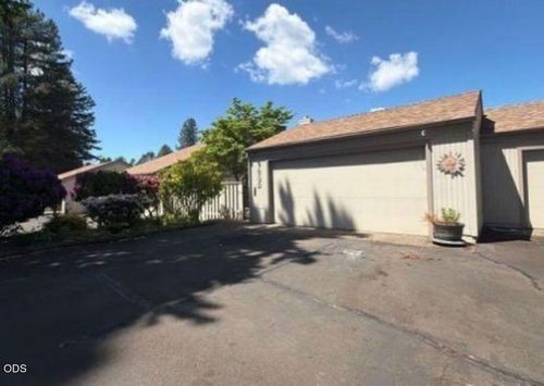 1839 Lexington Circle Se, Salem, OR, 97306 | Card Image