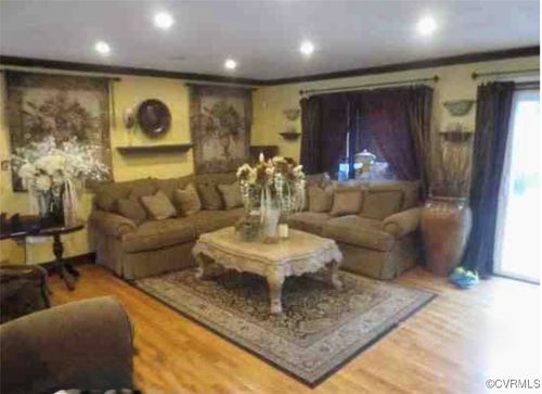 8705 Lagrange St, Lorton, VA, 22079-1630 | Card Image