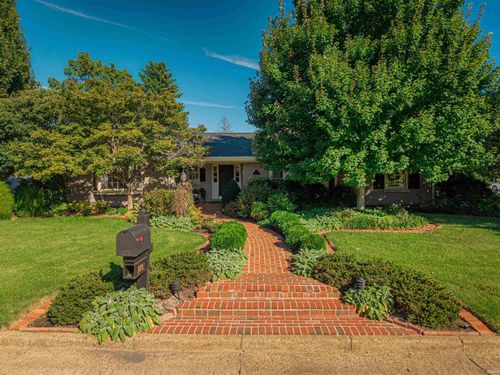 7001 Red Wing Drive, Evansville, IN, 47715 | Card Image