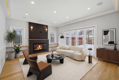 38 Washington St, Glenview, IL, 60025-5024 | Card Image