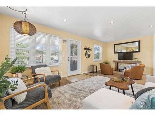 2160 E 94th Ave, Thornton, CO, 80229-7672 | Card Image