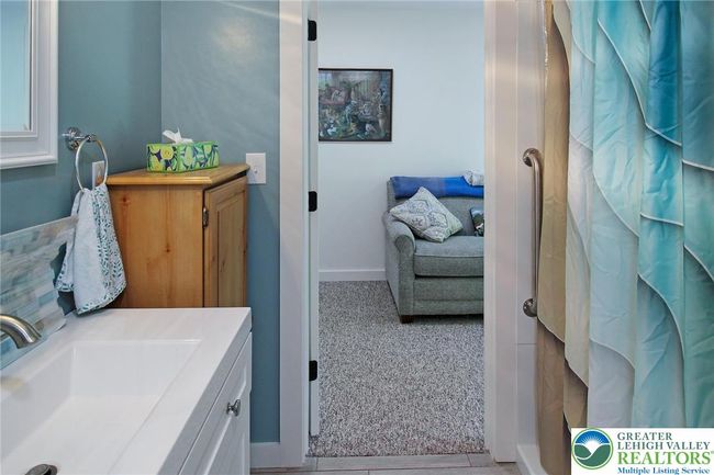 8539 Rextown Rd, House other with 4 bedrooms, 4 bathrooms and null parking in Slatington PA | Image 66