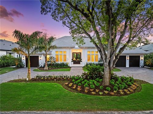 580 Coral Dr, NAPLES, FL, 34102-5116 | Card Image