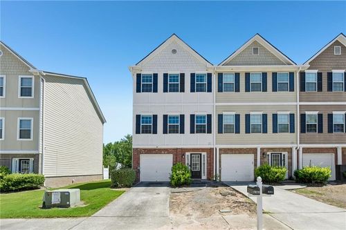 6383 Redan Sq, Lithonia, GA, 30058-7105 | Card Image