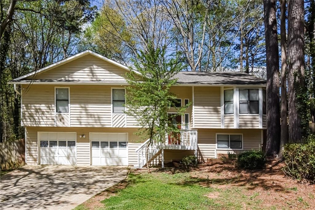 Natalie Dr, Lawrenceville, GA 30043