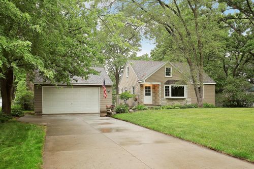 8924 Tyler St Ne, Blaine, MN, 55434-2413 | Card Image