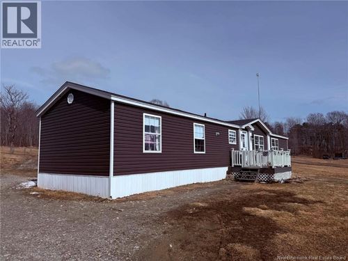 2260 Rte 105, Southampton, NB, E6G1N1 | Card Image