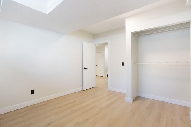 432 Rocky Ridge Drive Nw, House other with 5 bedrooms, 3 bathrooms and 4 parking in Calgary AB | Image 23
