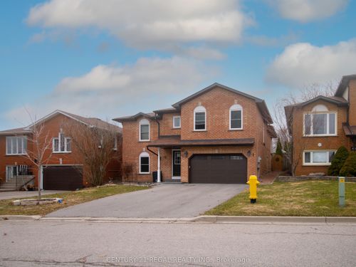 lower-47 Limestone Cres, Whitby, ON, L1N8P2 | Card Image