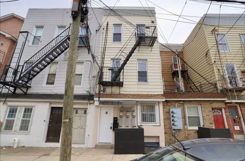 3-18 Wallis Ave, Jersey City, NJ, 07306-6416 | Card Image