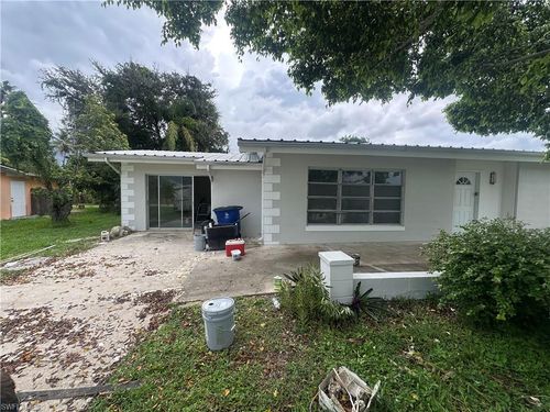 18535 Dogwood Rd, FORT MYERS, FL, 33967-3316 | Card Image