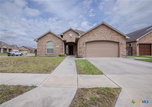 102 Luke Ct, Victoria, TX, 77904-2970 | Card Image