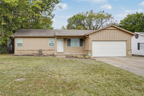1614 Cedar Ave, Broken Arrow, OK, 74012-5411 | Card Image