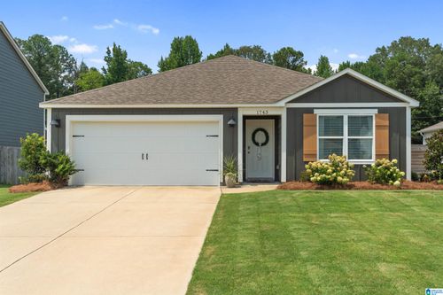 1743 Dixon Cir, MOUNT OLIVE, AL, 35117-3053 | Card Image