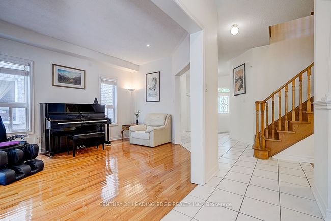 96 Tuscana Blvd, House other with 4 bedrooms, 3 bathrooms and 4 parking in Concord ON | Image 23