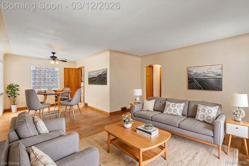 4121 Harvard Rd, Detroit, MI, 48224-2343 | Card Image