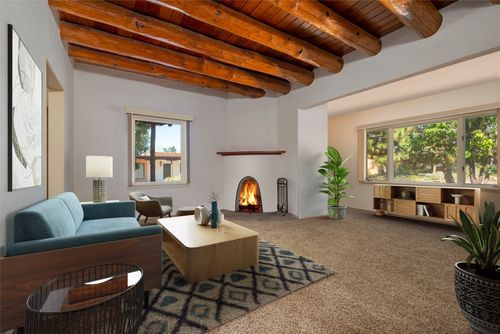 102 Camino Santiago, Santa Fe, NM, 87501-1931 | Card Image