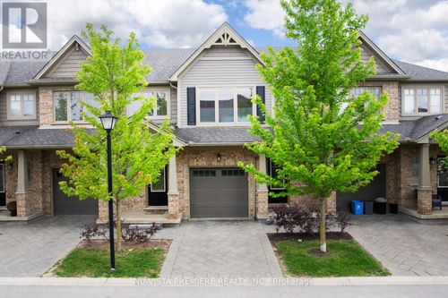 11-1924 Cedarhollow Blvd, London, ON, N5X0K3 | Card Image
