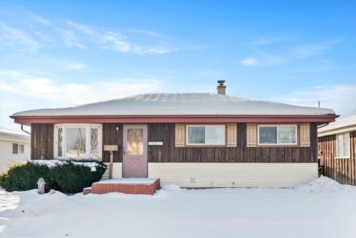 1521 W Holmes Ave, Milwaukee, WI, 53221-3544 | Card Image