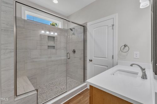 125 Davis St, Louisburg, NC, 27549-2358 | Card Image