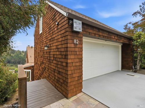 82 Milland Dr, Mill Valley, CA, 94941-2537 | Card Image