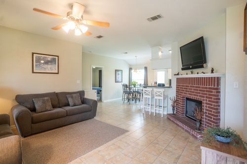 3209 Crystal Cir, Taylor, TX, 76574-5162 | Card Image