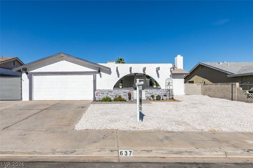 637 Valley View Cir, Henderson, NV, 89002-8407 | Card Image