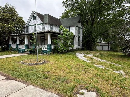 1202 Wall St, Galena, KS, 66739-1452 | Card Image