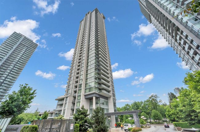 3001 - 4900 Lennox Lane, Condo with 2 bedrooms, 2 bathrooms and 1 parking in Burnaby BC | Image 1