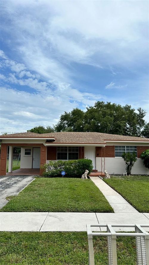 a-5317 Sw 24th St, West Park, FL, 33023-3150 | Card Image