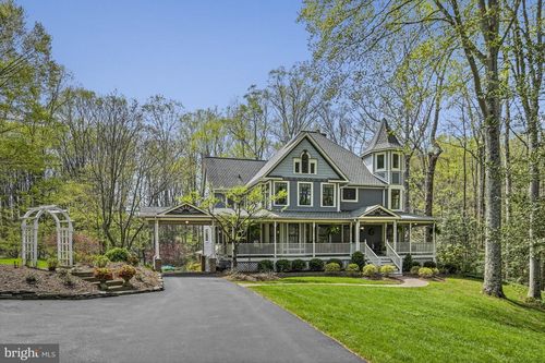 204 River Park Dr, GREAT FALLS, VA, 22066-3534 | Card Image