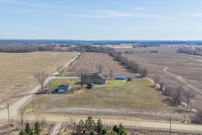 9157 30 Th Sideroad, Home with 3 bedrooms, 4 bathrooms and 20 parking in Adjala-Tosorontio ON | Image 4
