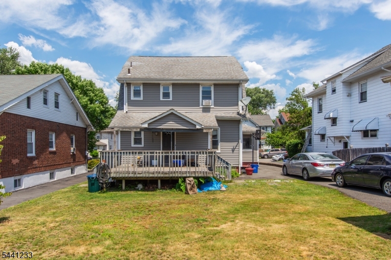 Residential in Clifton City 2