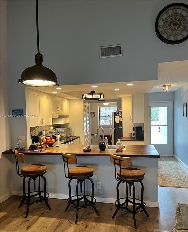 APT-15 - 6001 Se Landing Way, Condo with 2 bedrooms, 2 bathrooms and null parking in Stuart FL | Image 10
