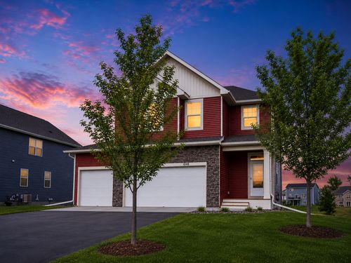 1048 Shoreview Dr, Jordan, MN, 55352-3421 | Card Image