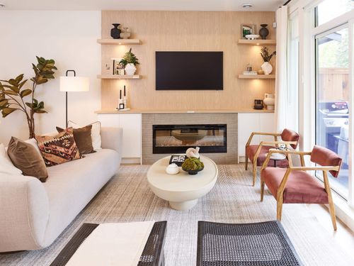 2-23697 Fern Cres, Maple Ridge, BC, V4R2S9 | Card Image