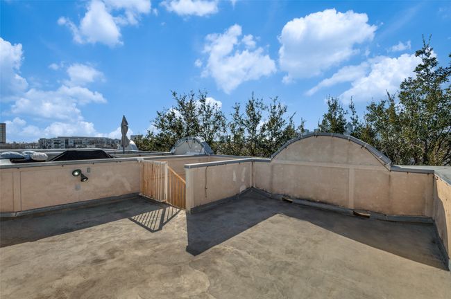2016 N Haskell Ave, Townhouse with 2 bedrooms, 2 bathrooms and null parking in Dallas TX | Image 11