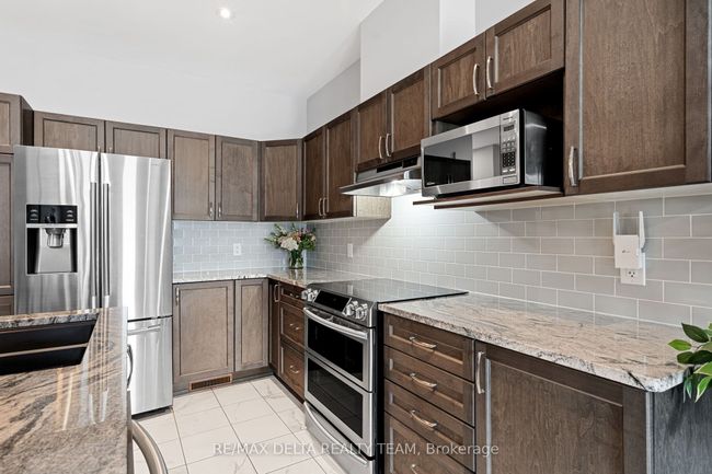 304 Bobolink Ridge, House other with 3 bedrooms, 3 bathrooms and 2 parking in Stittsville ON | Image 12