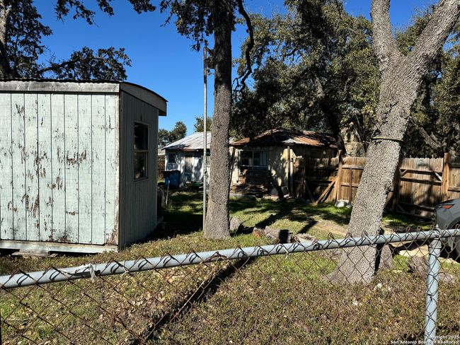 507 W Clark St, House other with 2 bedrooms, 1 bathrooms and null parking in Canyon Lake TX | Image 16