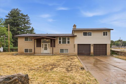 2211 Valley Vw, Clearfield, UT, 84015 | Card Image